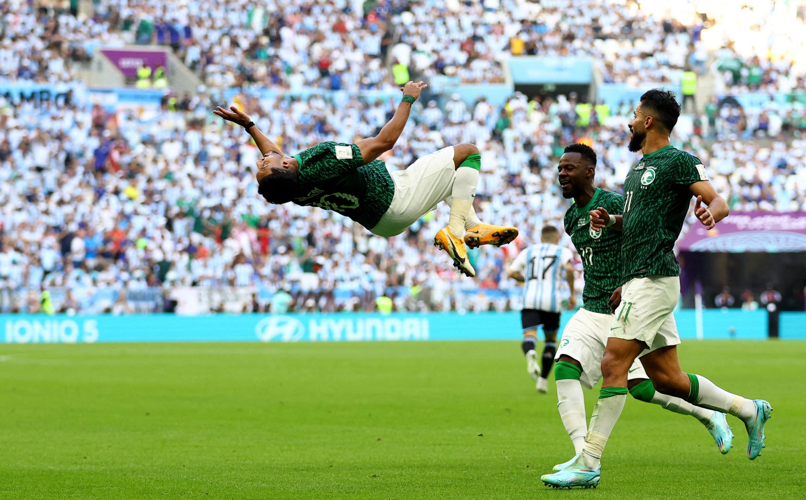 رويترز/ حظوظ المنتخب السعودي في التأهل إلى دور الـ16