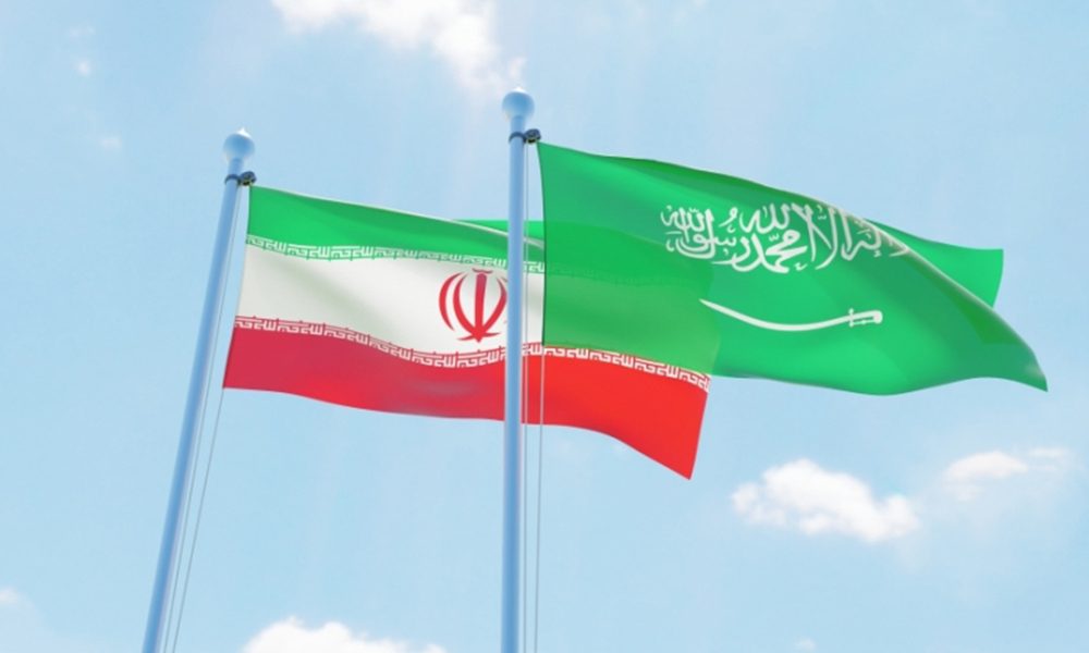 العلاقات بين السعودية وإيران / Isock