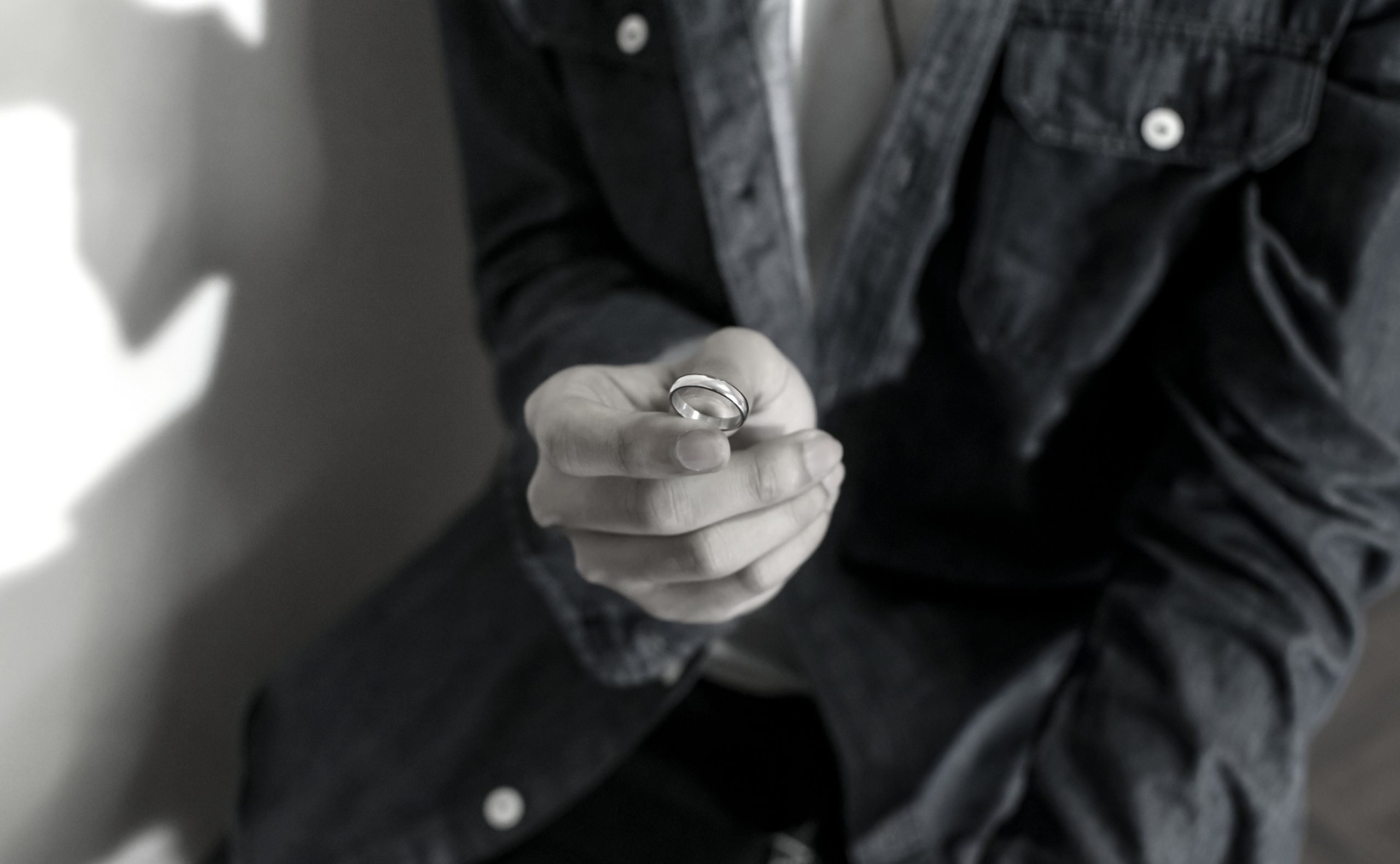 الزواج من ميت، صورة تعبيرية|shutterstock