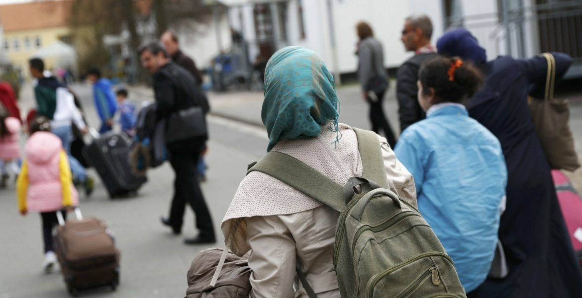 لاجئين سوريين الدنمارك اليونان