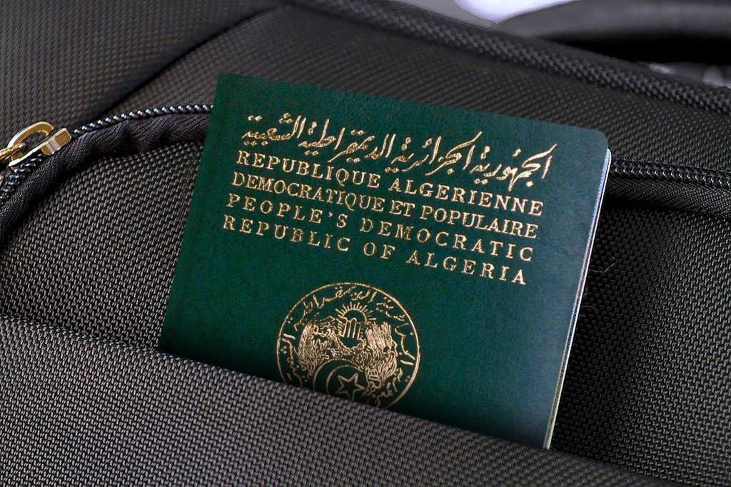 وجهات حامل جواز السفر الجزائري بدون تأشيرة