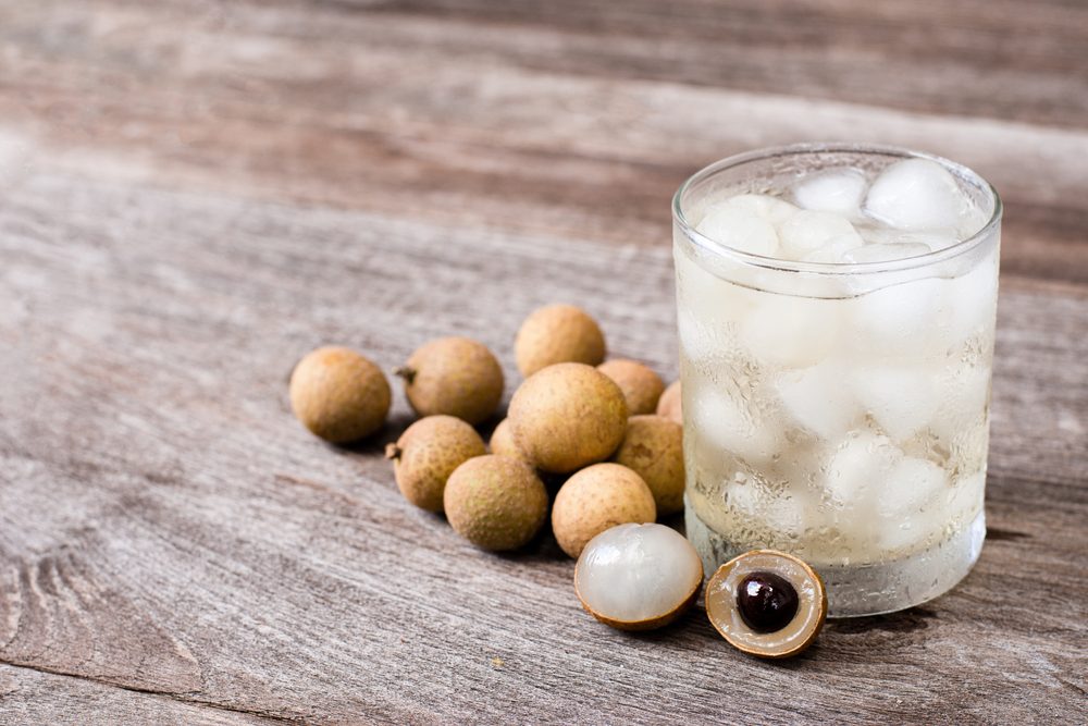 فاكهة عين التنين| shutterstock