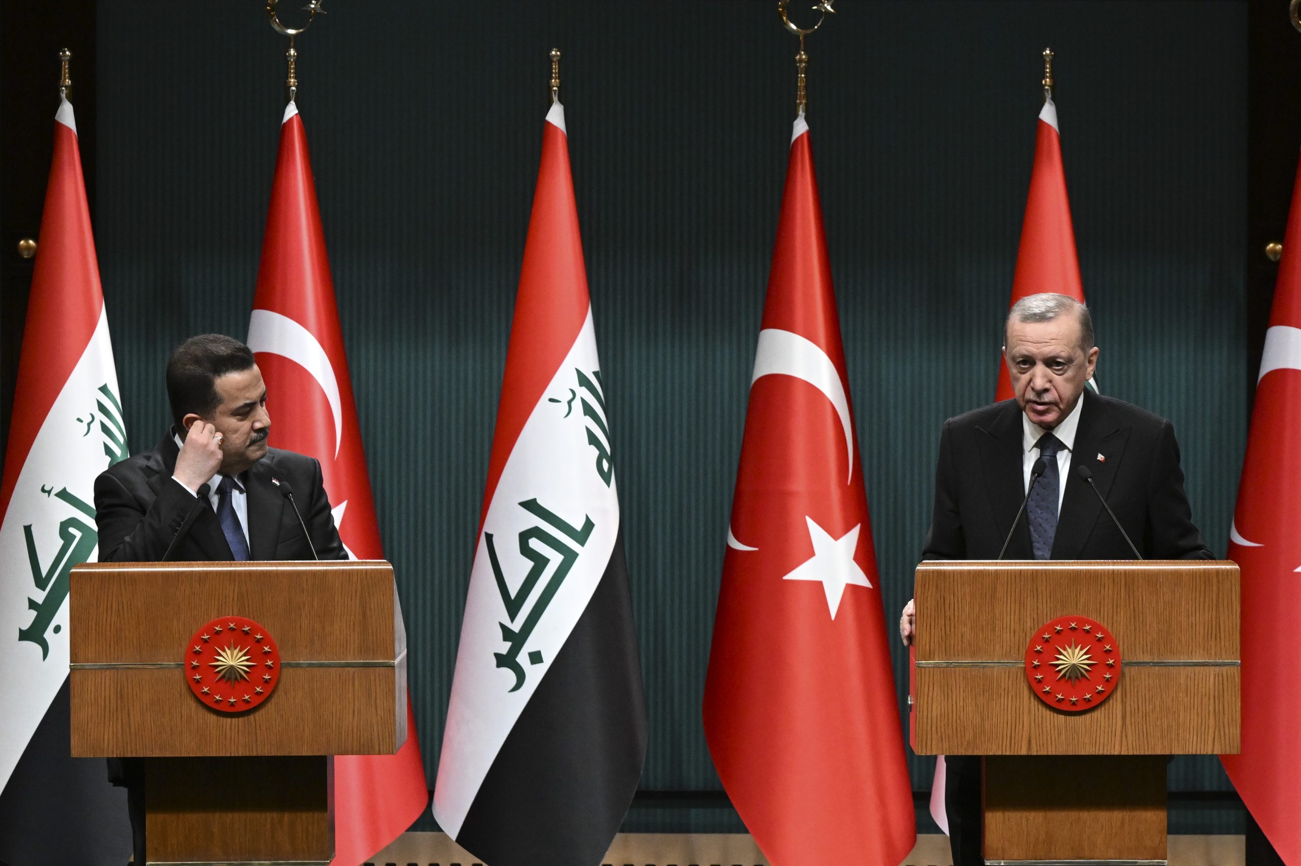 أردوغان ورئيس الوزراء العراقي محمد شياع السوداني / الأناضول