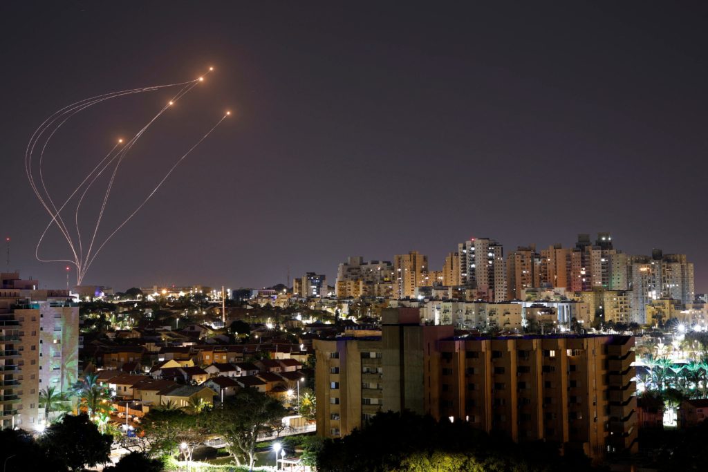 إسرائيل غزة لبنان قصف 