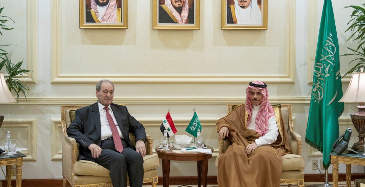 وزير خارجية النظام السوري فيصل مقداد في الرياض - رويترز
