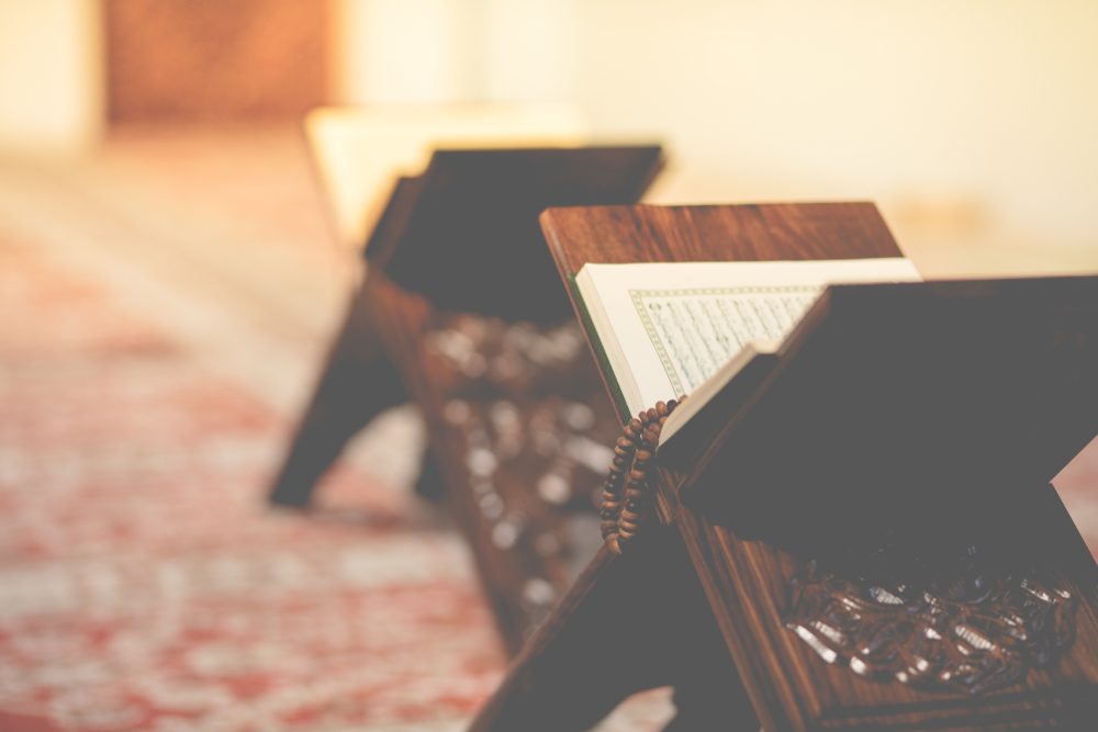 shutterstock ورش بن نافع، صاحب ثاني أشهر قراءة للقرآن الكريم في العالم الإسلامي