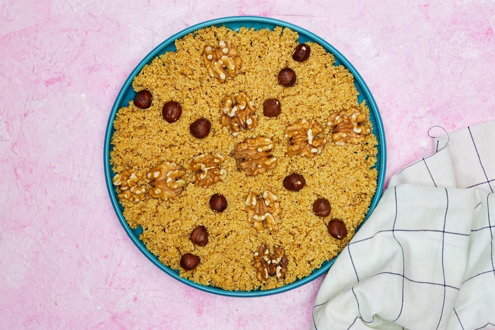 حلوى الطمينة الجزائرية التي يتم تحضيرها خلال موسم التقطير - Shutterstock