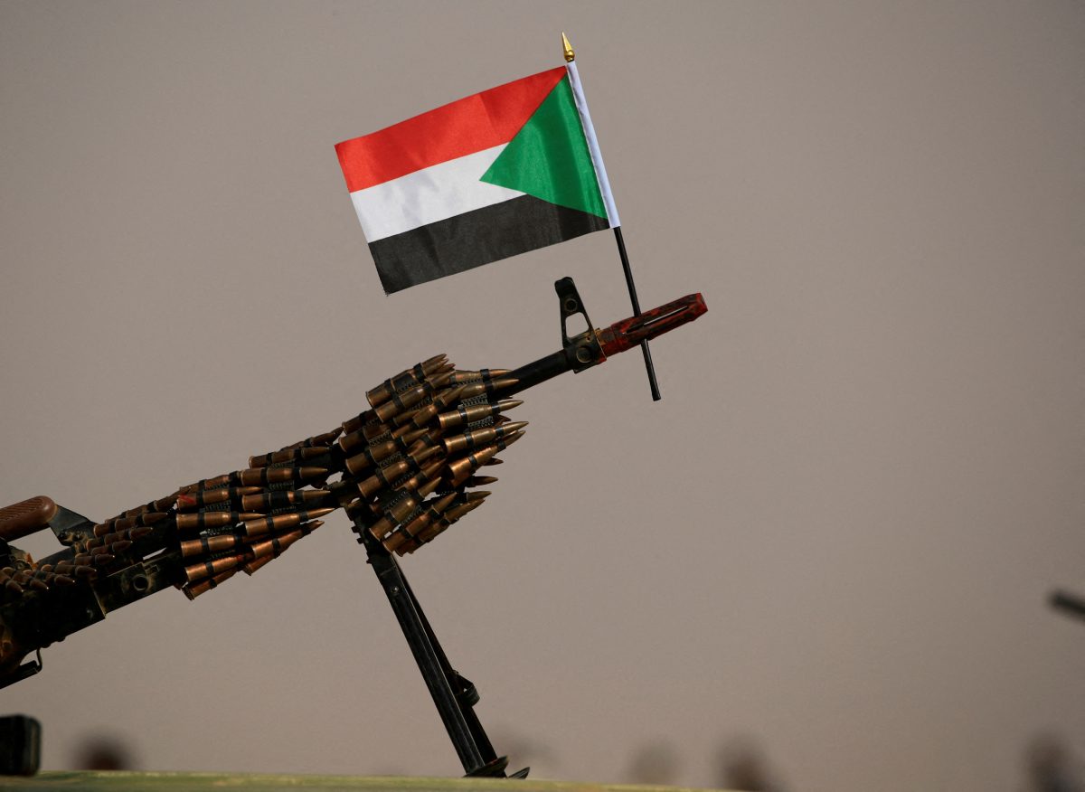 الخرطوم كماشة الموت وجحيم الطريق.. رحلة نجاة صحفي من القتل في السودان