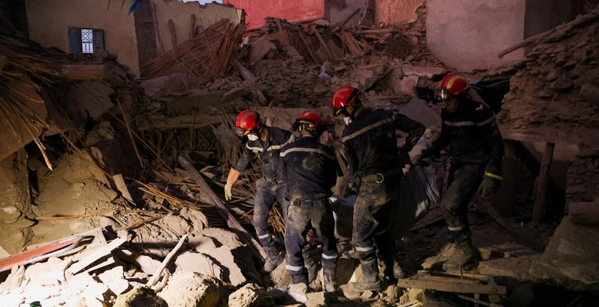 بايدن يهاتف ملك المغرب للتعزية بضحايا الزلزال.. أبدى استعداده لتقديم المساعدة الضرورية للمملكة