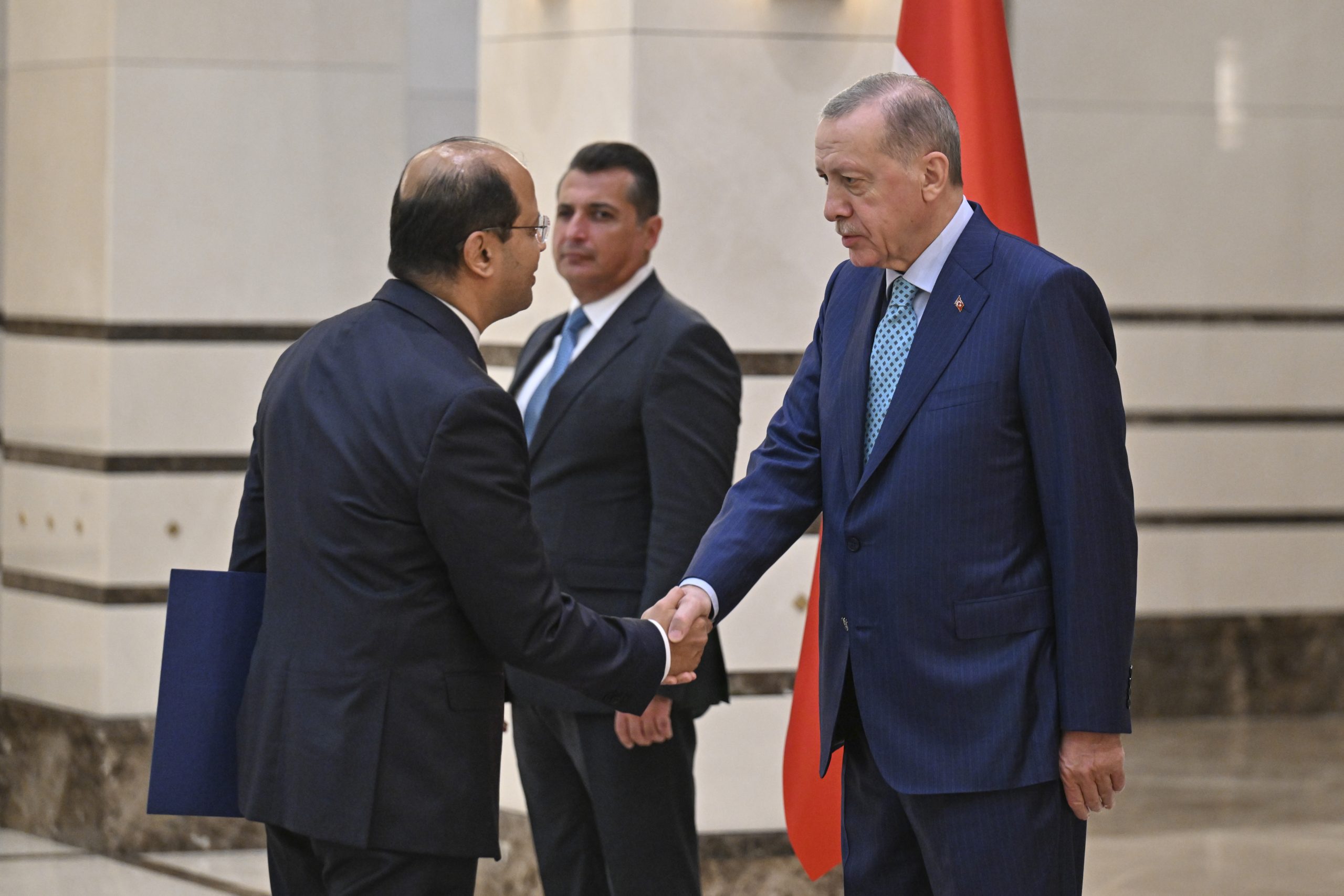 أردوغان يتسلم أوراق اعتماد السفيرين المصري والسعودي.. سفير القاهرة يعود لأنقرة بعد 10 سنوات