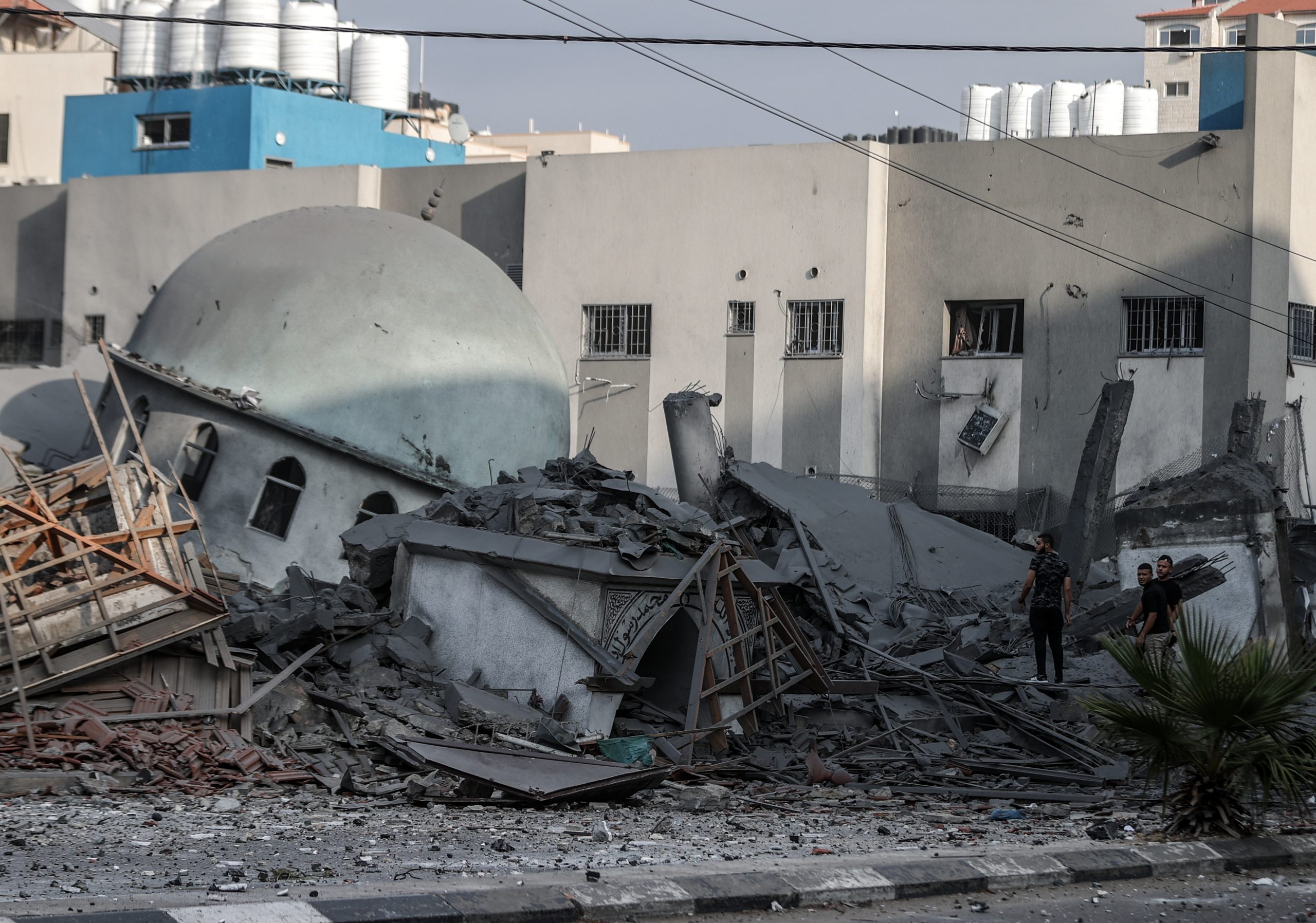 الاحتلال يدمر مسجد العباس في غزة/الأناضول