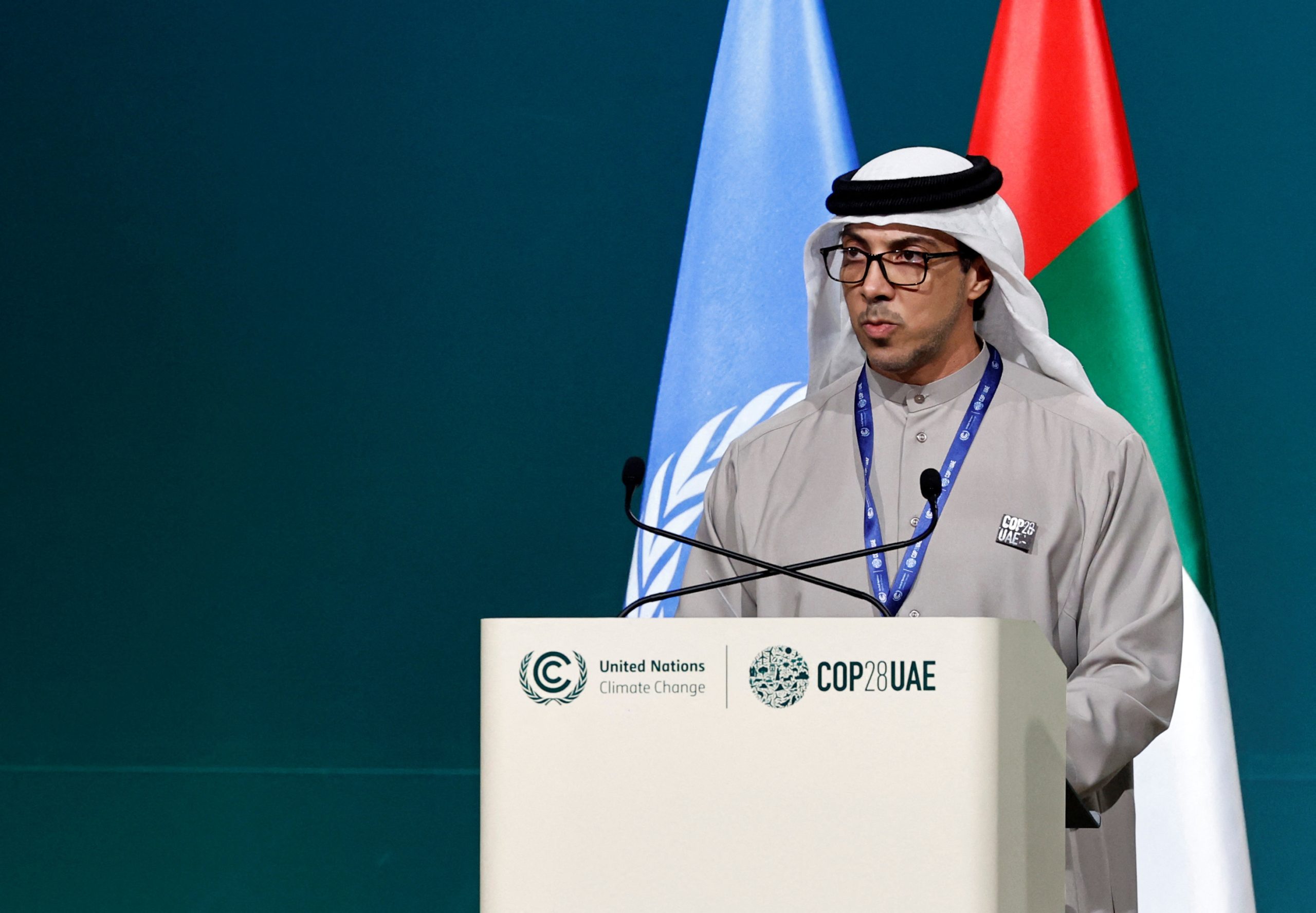 مسؤولة أممية بمؤتمر المناخ تستقيل احتجاجاً على سعي الإمارات لإبرام صفقات نفط وغاز