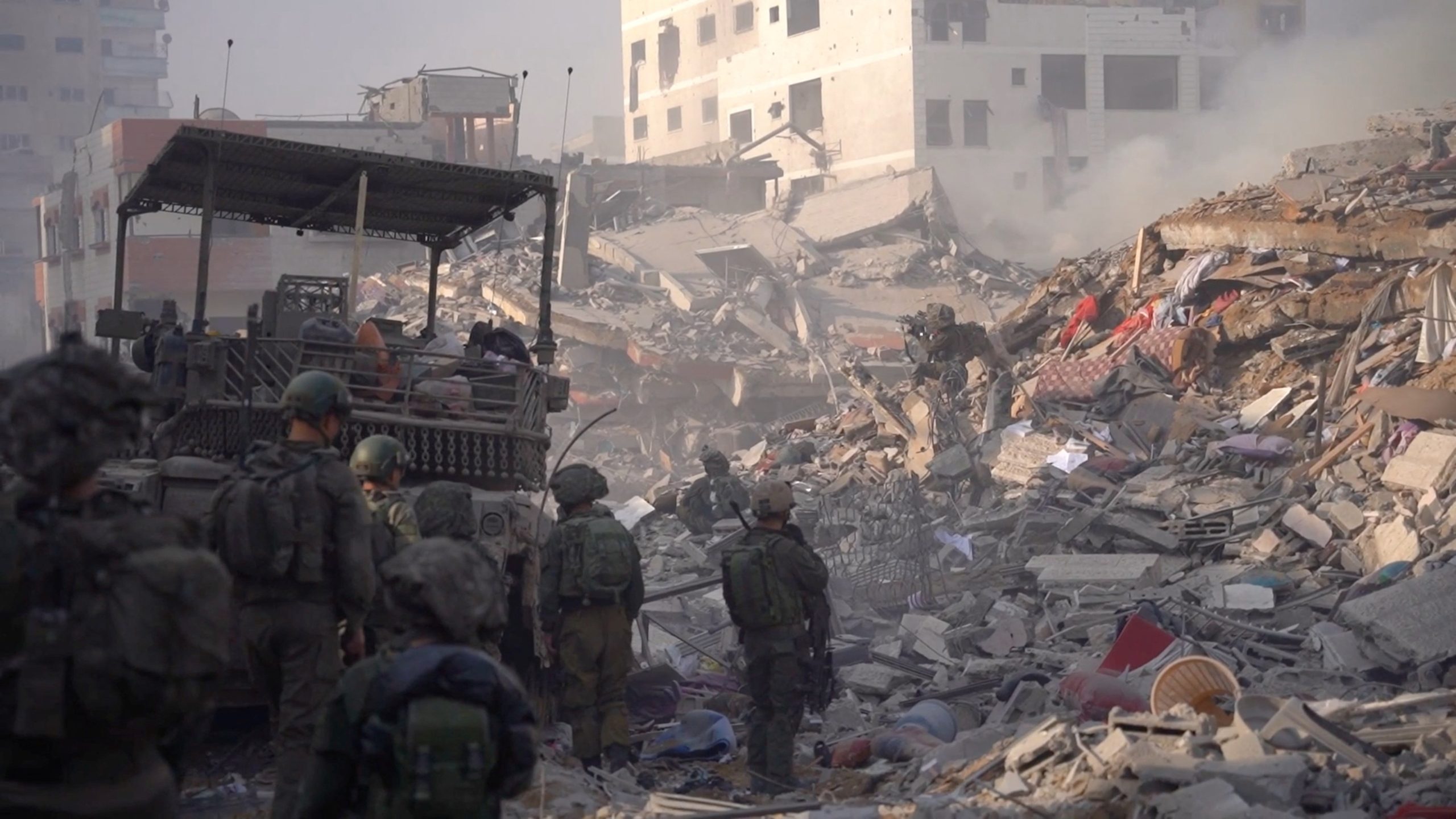 جنود الاحتلال الإسرائيلي في غزة/رويترز