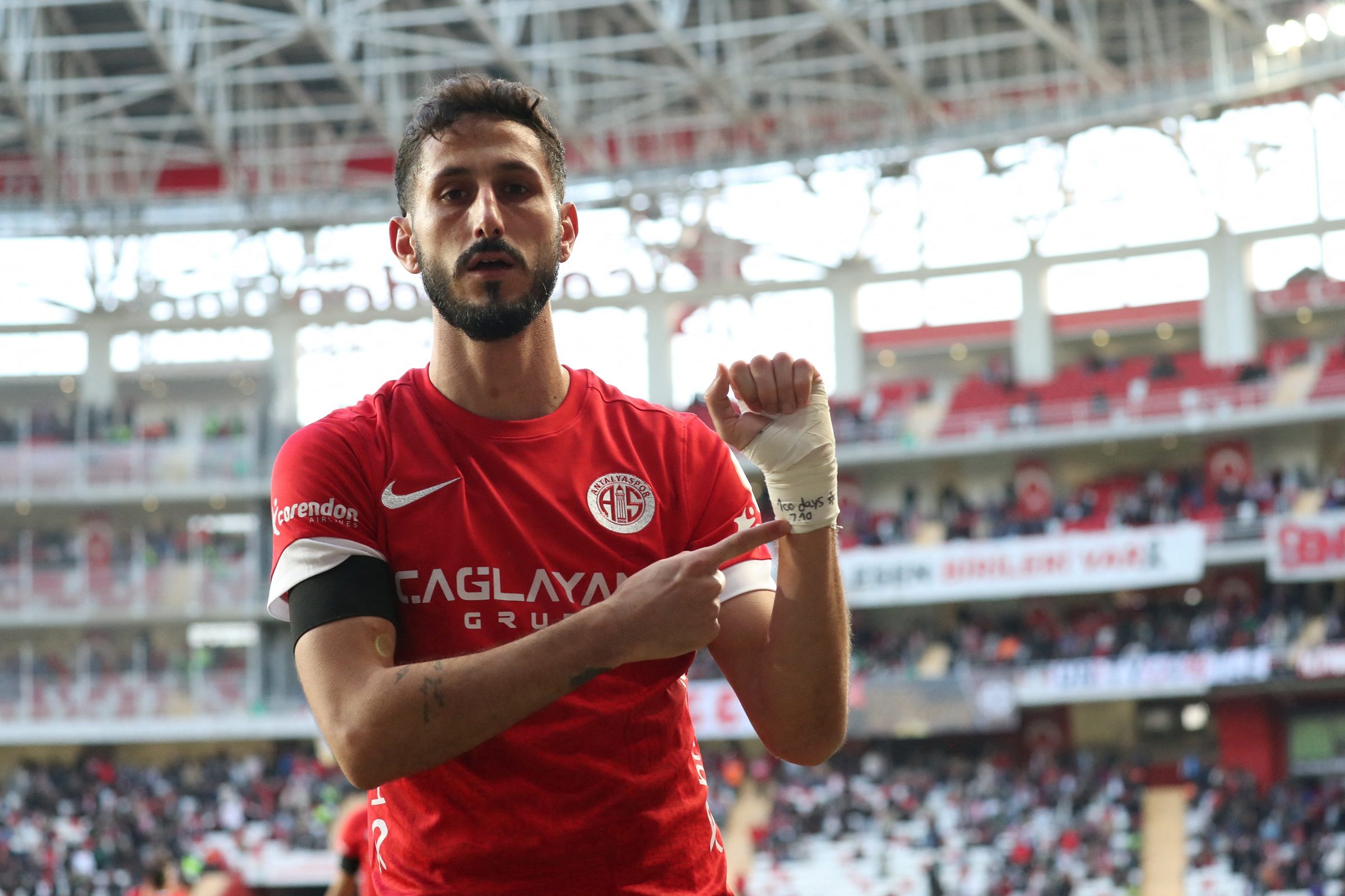 توقيف تركيا للاعب كرة القدم الإسرائيلي، <a href=