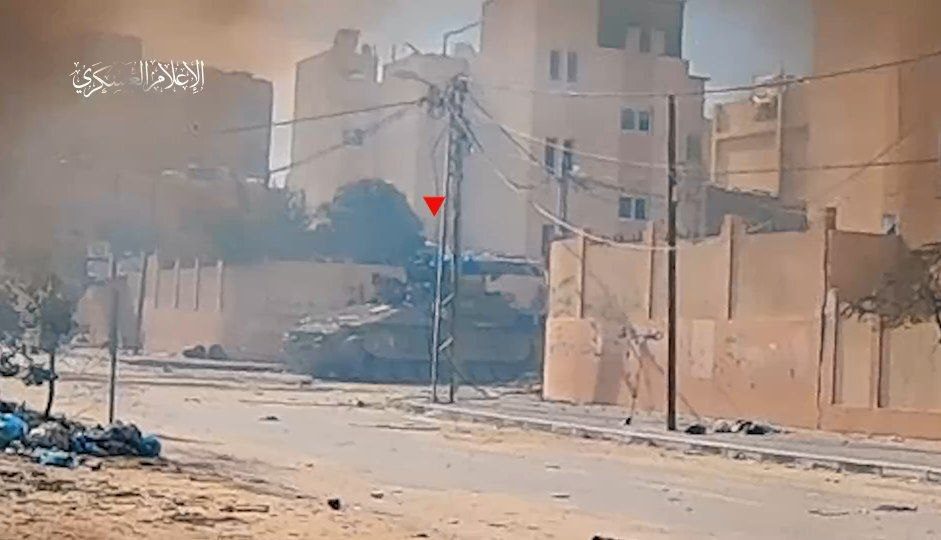 القسام تستهدف آلية للاحتلال في خان يونس جنوب القطاع/ القسام
