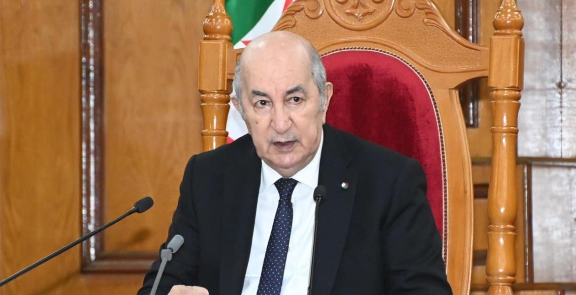  في رسالة مفتوحة..معارضون جزائريون يصفون الانتخابات الرئاسية المقبلة بالـ”مهزلة” وينتقدون السياسة ال