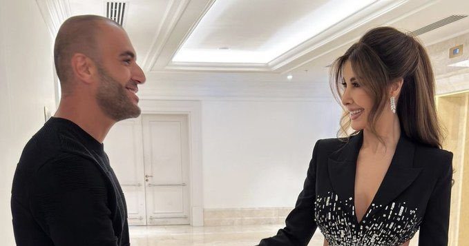نانسي عجرم مع معجب إسرائيلي