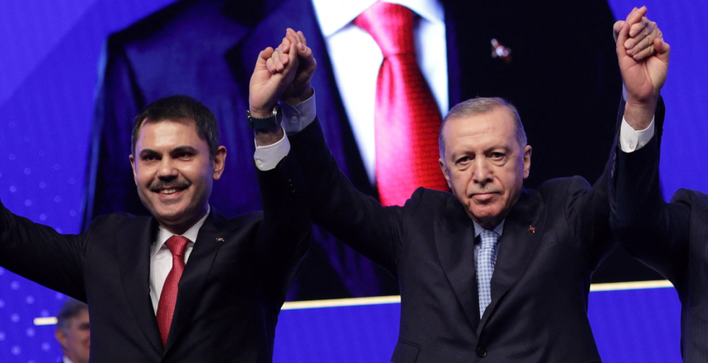 أعلن أردوغان مرشح الانتخابات المحلية في تركيا عن الحزب الحاكم مراد كوروم - رويترز 