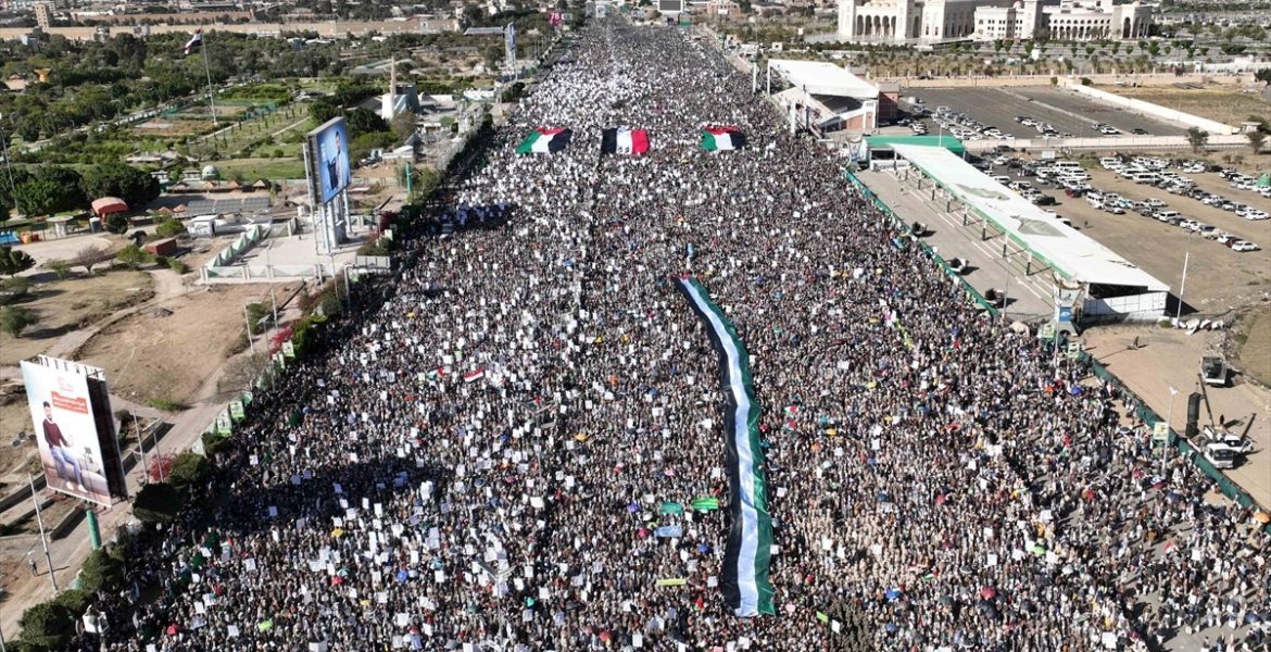 مظاهرات في اليمن والمغرب تضامناً مع غزة.. المشاركون نددوا بسياسة التجويع والتهجير القسري للفلسطينيين