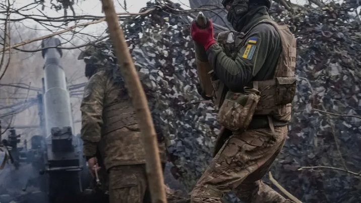 ثلث الأوكرانيين يؤيدون تسليم الأراضي لموسكو مقابل إنهاء الحرب.. التايمز: هذا سبب إحباط آمالهم بهزيمة