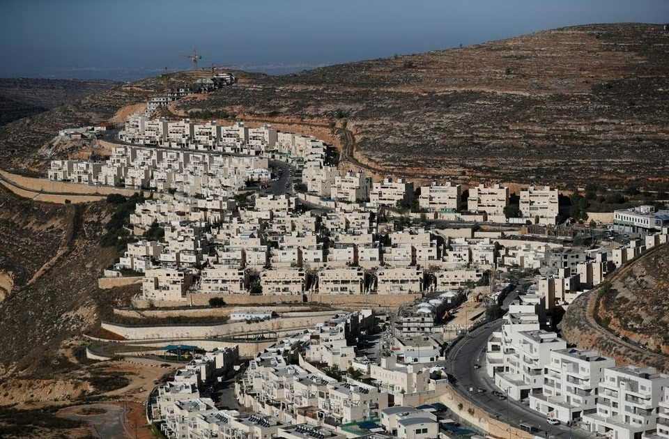 التطبيع في مهبّ الريح.. 3 مخاطر كبرى تواجه نتنياهو إذا ضمّ الضفة الغربية رداً على الاعتراف بدولة فلسطين