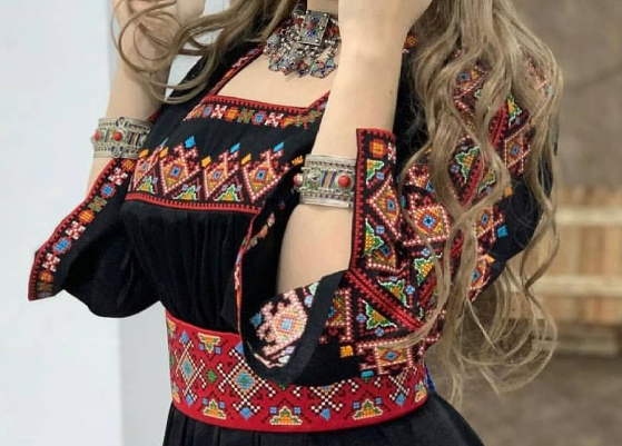 الجبة القبايلية الأمازيغية-المصدر:الشبكات الاجتماعية