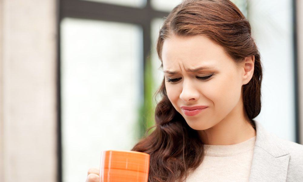 الشعور بالفم المعدني| shutterstock