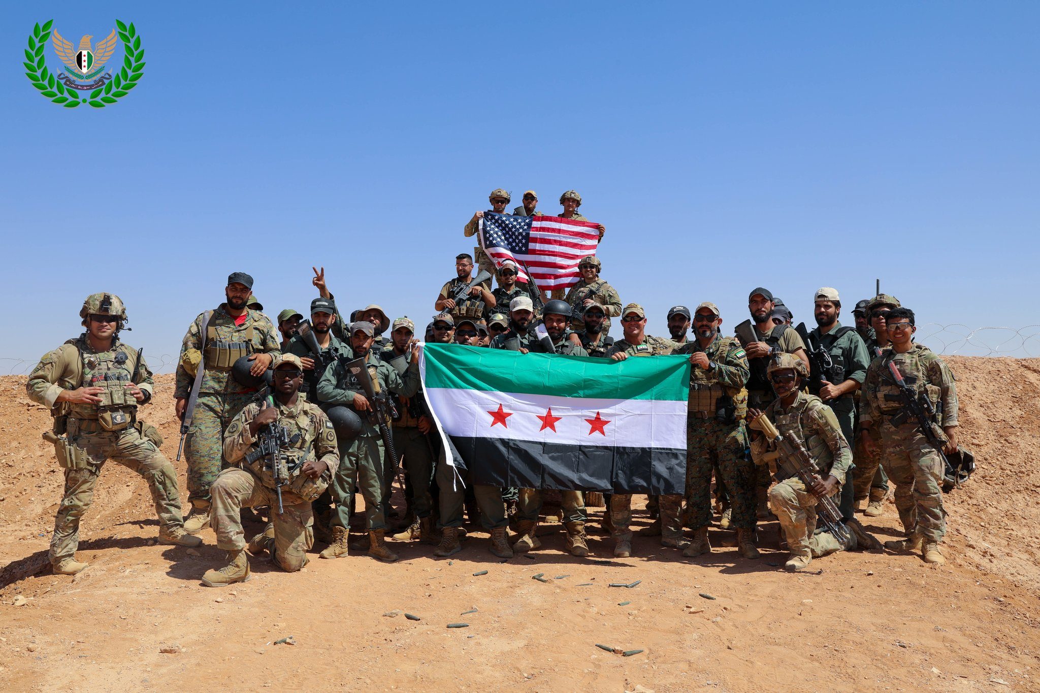 يتخذون من قاعدة التنف على حدود الأردن مقراً لهم.. ما هو “جيش سوريا الحرة” المدعوم أمريكياً؟