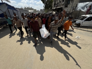“مساعدات دموية”.. هكذا تحصد فخاخ الموت الأمريكية الإسرائيلية أرواح المُجوّعين في غزة